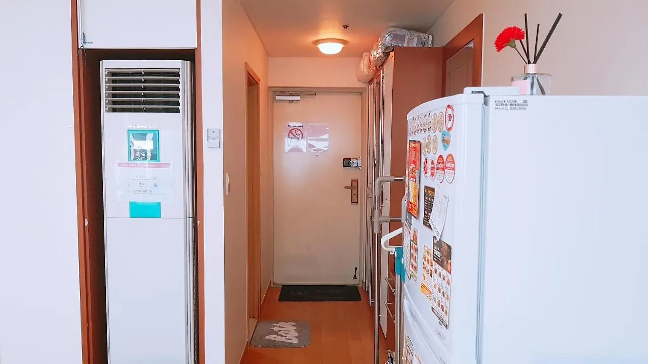 Апартаменты Hongdae Hommy House Сеул